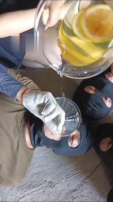 图片[9]_【朱砂痣】精彩-户外工地群调挑战农民工 bf13851_HD绳艺资源