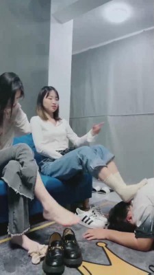 图片[2]_【狗哥】多位清纯学生主臭鞋臭袜羞辱 bf13930_HD绳艺资源