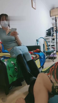 【高难度挑战美学】长靴脏臭白袜羞辱狗 bf17025_HD绳艺资源