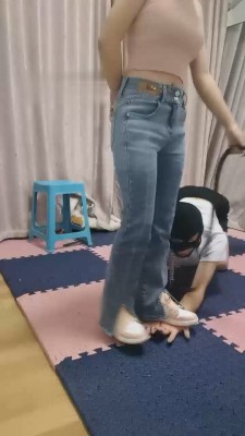 【海绵大大】御姐小白鞋白袜羞辱狗东西 bf16986_HD绳艺资源