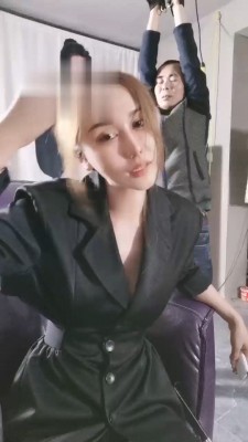 图片[3]_【妮可】主播边直播边虐狗 bf17045_HD绳艺资源