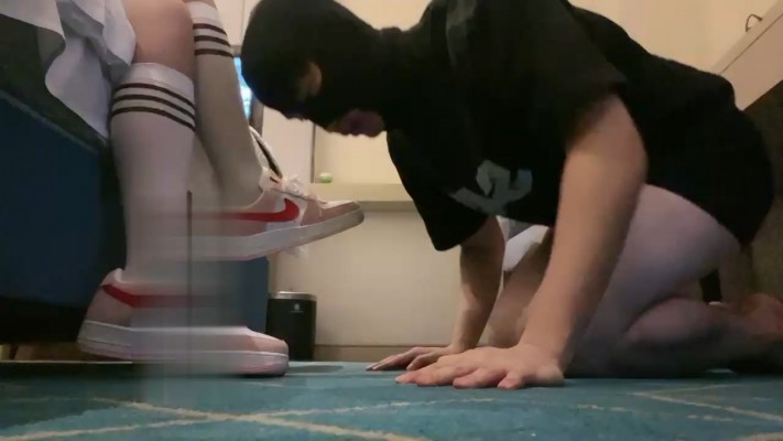 【湖北奈奈生】小姐姐过膝白袜羞辱狗 bf17069_HD绳艺资源