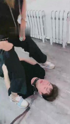 图片[7]_【梦蝶绳艺导师】运动鞋棉袜踢踹玩够 bf17123_HD绳艺资源