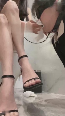 图片[10]_【阿月】艺术漂亮女奴喝圣水调 bf17193_HD绳艺资源