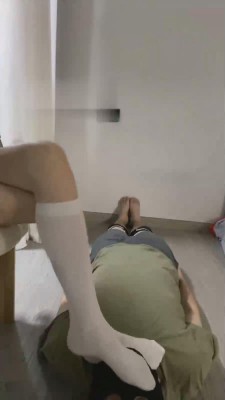 【小月神】萝莉主白丝踩脚垫 bf17246_HD绳艺资源