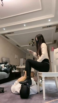 图片[5]_【猫神大人】长靴威严蹂躏地毯 bf20179_HD绳艺资源