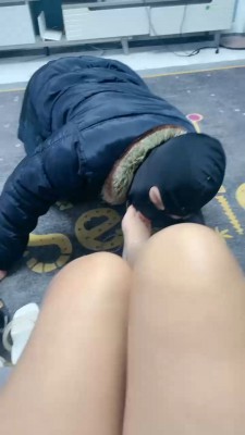 图片[4]_【伊兮夫妻】清晨圈养狗跪拜 bf20159_HD绳艺资源