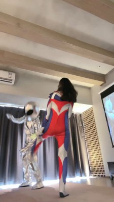 图片[2]_【禾末】cosplay-女超人VS外星人 bf20163_HD绳艺资源