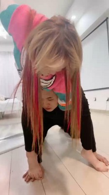 图片[8]_【明明】挑战素人邻居巨臭脚 bf20176_HD绳艺资源