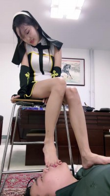 图片[9]_【牙乖乖】修女的脚垫【双视角版】 bf20235_HD绳艺资源