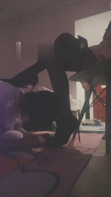 【桃子老师】黑丝高跟恋足调 bf17133_HD绳艺资源