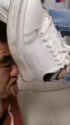 图片[2]_【优雅】脏鞋踩踏食物喂食 bf20321_HD绳艺资源