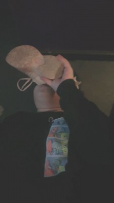 图片[6]_【桃子老师】私人影院恋足调 bf20302_HD绳艺资源