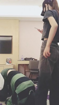 图片[2]_【美娜】御姐运动鞋超臭白袜辱狗 bf20360_HD绳艺资源