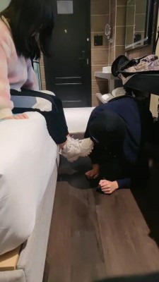 图片[4]_【萱S】脏小白鞋踩虐狗【完整版】 bf20402_HD绳艺资源