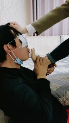 图片[4]_【辣妹】裸足踩踏喂食 bf20511_HD绳艺资源