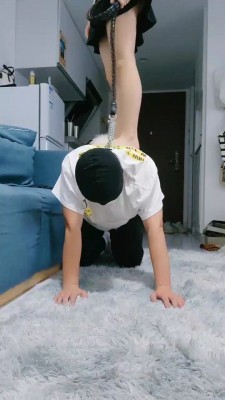 图片[4]_【嘉妮】极限踩踏/磕头/耳光/蹦迪 bf20472_HD绳艺资源