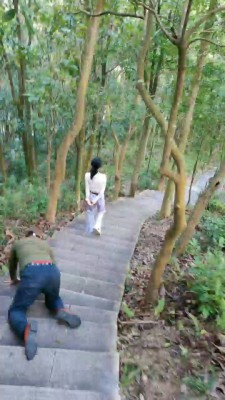 图片[9]_【高难度挑战美学】运动女神户外溜偷拍狗 bf20610_HD绳艺资源