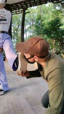 图片[10]_【高难度挑战美学】运动女神户外溜偷拍狗 bf20610_HD绳艺资源