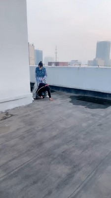 【辣妈S】运动女神阳台遛狗 bf20581_HD绳艺资源