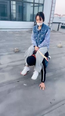 图片[2]_【辣妈S】运动女神阳台遛狗 bf20581_HD绳艺资源