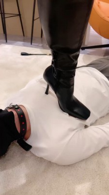 图片[9]_【美美子】长靴御姐虐杀奶狗 bf20745_HD绳艺资源