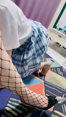 图片[4]_【茹雪】艾米丽被闺蜜打到翻白眼 bf20658_HD绳艺资源