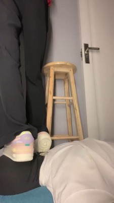 图片[2]_【万一】丝袜脚踩狗 bf20710_HD绳艺资源