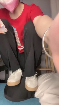 图片[6]_【万一】丝袜脚踩狗 bf20710_HD绳艺资源