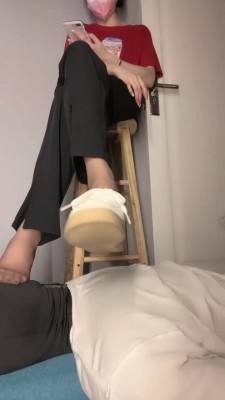 图片[8]_【万一】丝袜脚踩狗 bf20710_HD绳艺资源