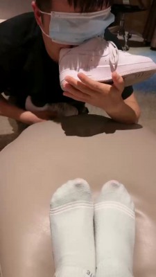 图片[4]_【奈奈生】学生S小白鞋臭棉袜辱狗 bf20871_HD绳艺资源