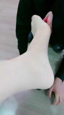 图片[8]_【缘彼大大】高跟恋足踩踏 bf20849_HD绳艺资源