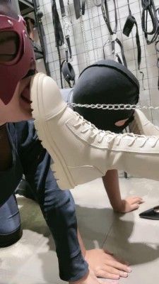 图片[6]_【晚晚】白靴学生主训双奴-耳光/踩踏/舔脏鞋底 bf20853_HD绳艺资源