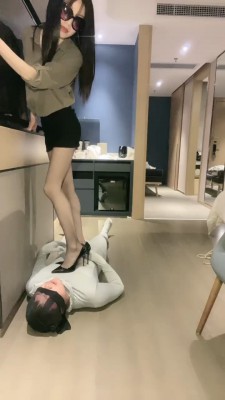 图片[2]_【苏曼】御姐五花大绑虐贱狗 bf20417_HD绳艺资源