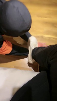 图片[5]_【榕s】素人小白鞋踩虐狗 bf20909_HD绳艺资源