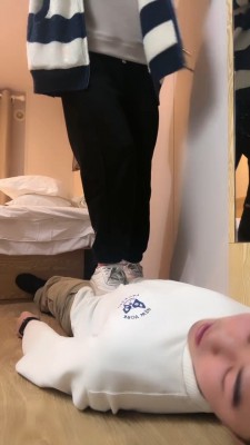 【诗酒S】脏小白鞋棉袜踩狗 bf23511_HD绳艺资源