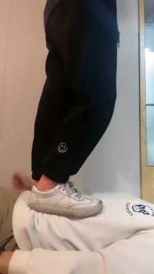 图片[4]_【诗酒S】脏小白鞋棉袜踩狗 bf23511_HD绳艺资源