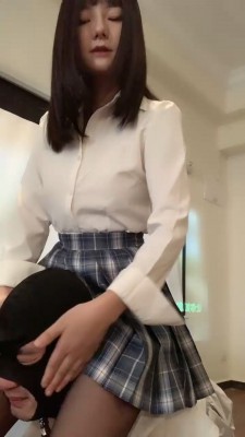 图片[2]_【宝爷】JK黑丝高跟辱地毯 bf19612_HD绳艺资源