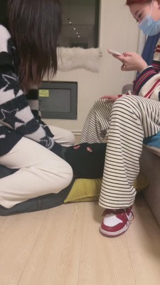 【酒酿丸子】双S学生妹运动鞋狂踩【续集【双视角版】 bf23726_HD绳艺资源