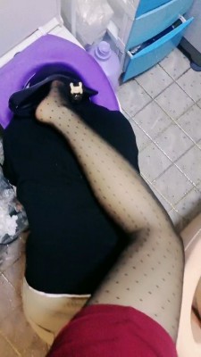 图片[8]_【宝儿】黑丝高跟踩头压马桶 bf23725_HD绳艺资源