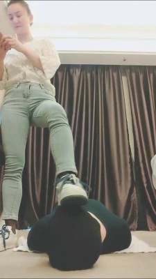 图片[3]_【茶千杯】运动鞋全体重踩踏 bf23655_HD绳艺资源