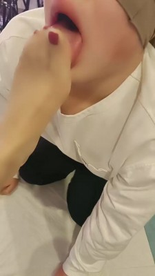 图片[4]_【咩主】迷恋肉丝脚的贱狗 bf23630_HD绳艺资源