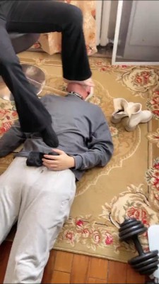 图片[6]_【妮妮sama】迷恋脏鞋臭脚的老师 bf23670_HD绳艺资源