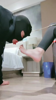 图片[6]_【护短S】超臭鞋袜裸足让狗舔 bf23681_HD绳艺资源