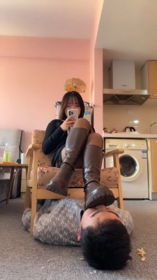 图片[7]_【年华S】素人长靴碾压狗/踩踏喂食 bf23929_HD绳艺资源