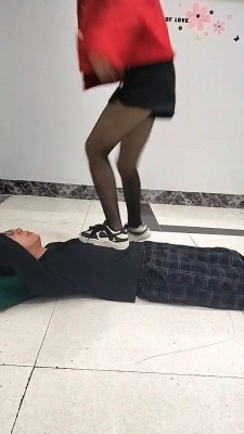 图片[5]_【疯狂浪子】素人全体重踩踏 bf23923_HD绳艺资源