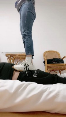 图片[6]_【小布丁S】小白鞋白棉袜踩踏虐打 bf23918_HD绳艺资源