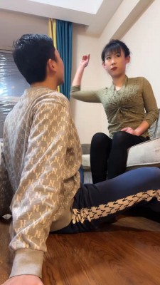 【年华】害羞学生主短靴全体重踩 bf23906_HD绳艺资源