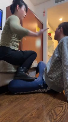 图片[2]_【年华】害羞学生主短靴全体重踩 bf23906_HD绳艺资源