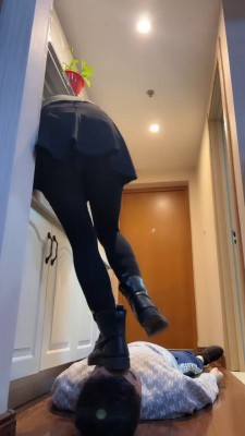 图片[5]_【年华】害羞学生主短靴全体重踩 bf23906_HD绳艺资源